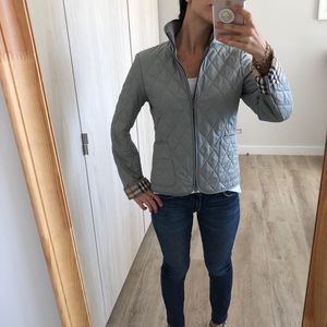 Burberry Gray classic quilted jacket. Size S